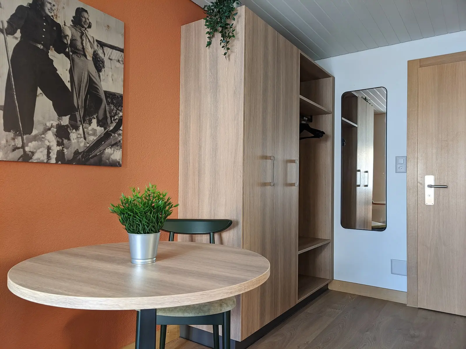 Dining corner with wardrobe